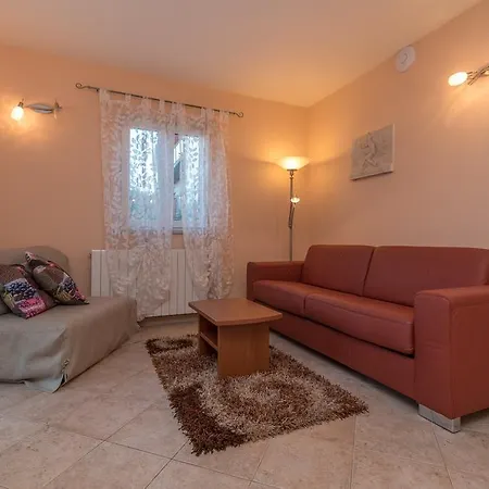 Villa Bakica Guest house 4*
